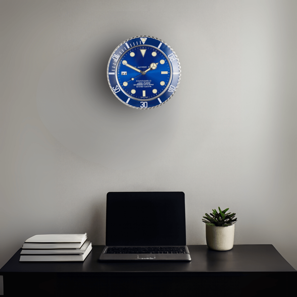 LUMORA - Modern Silent Wall Clock Luminous stainless steel clock with battery-operated precision