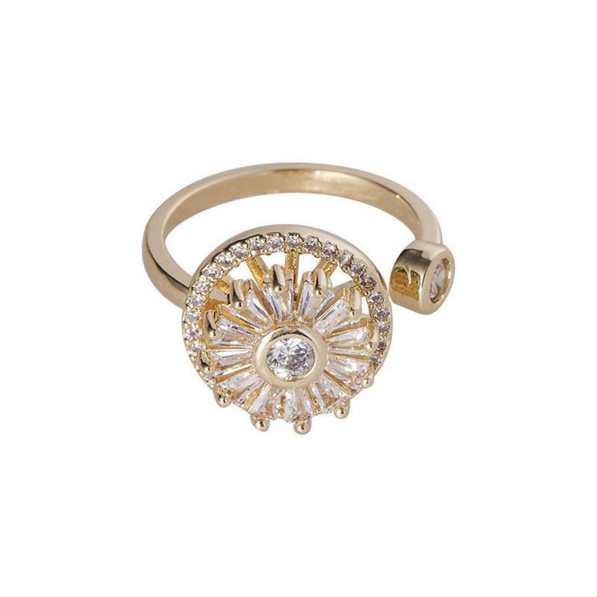Zirconia Swivel Flower Ring