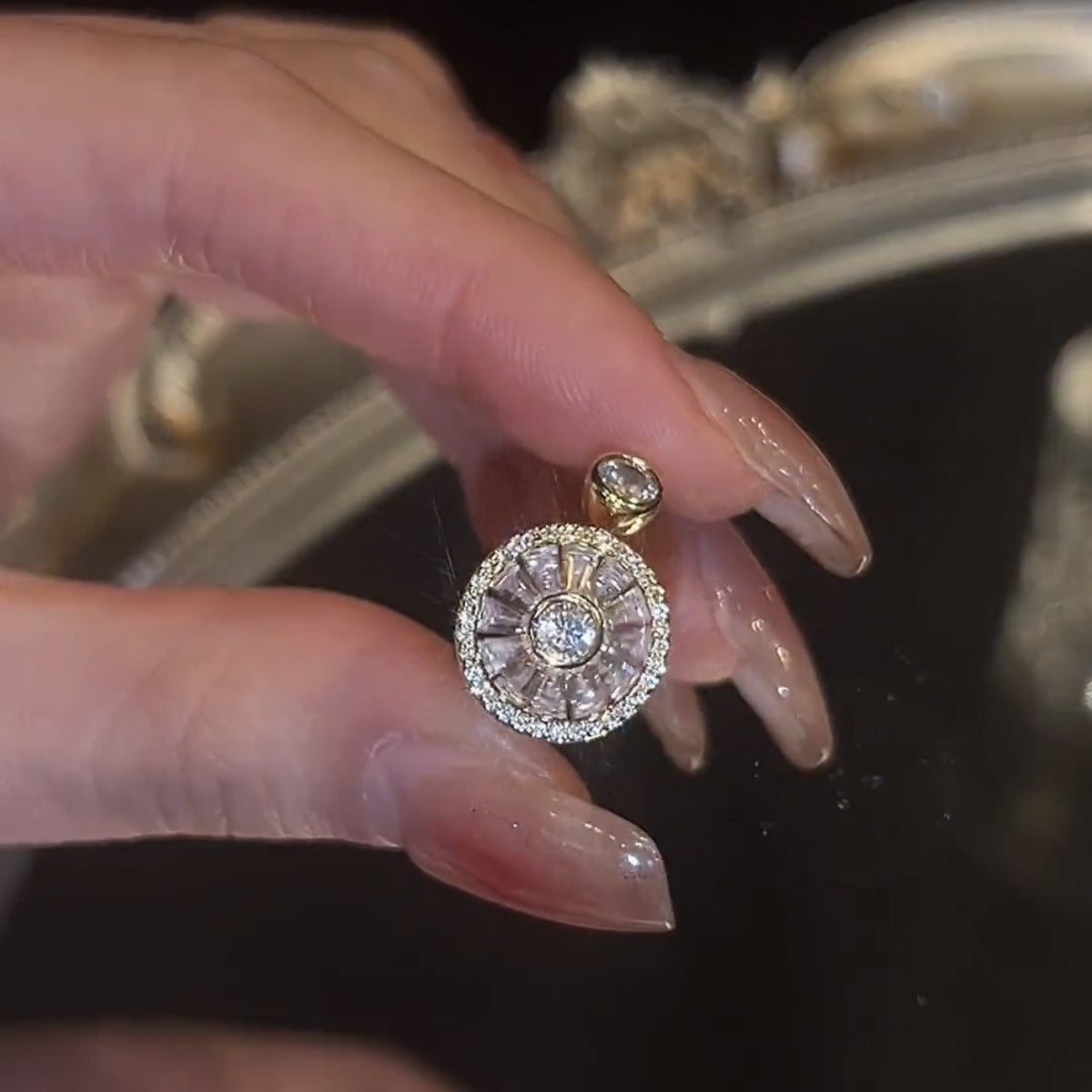 Zirconia Swivel Flower Ring