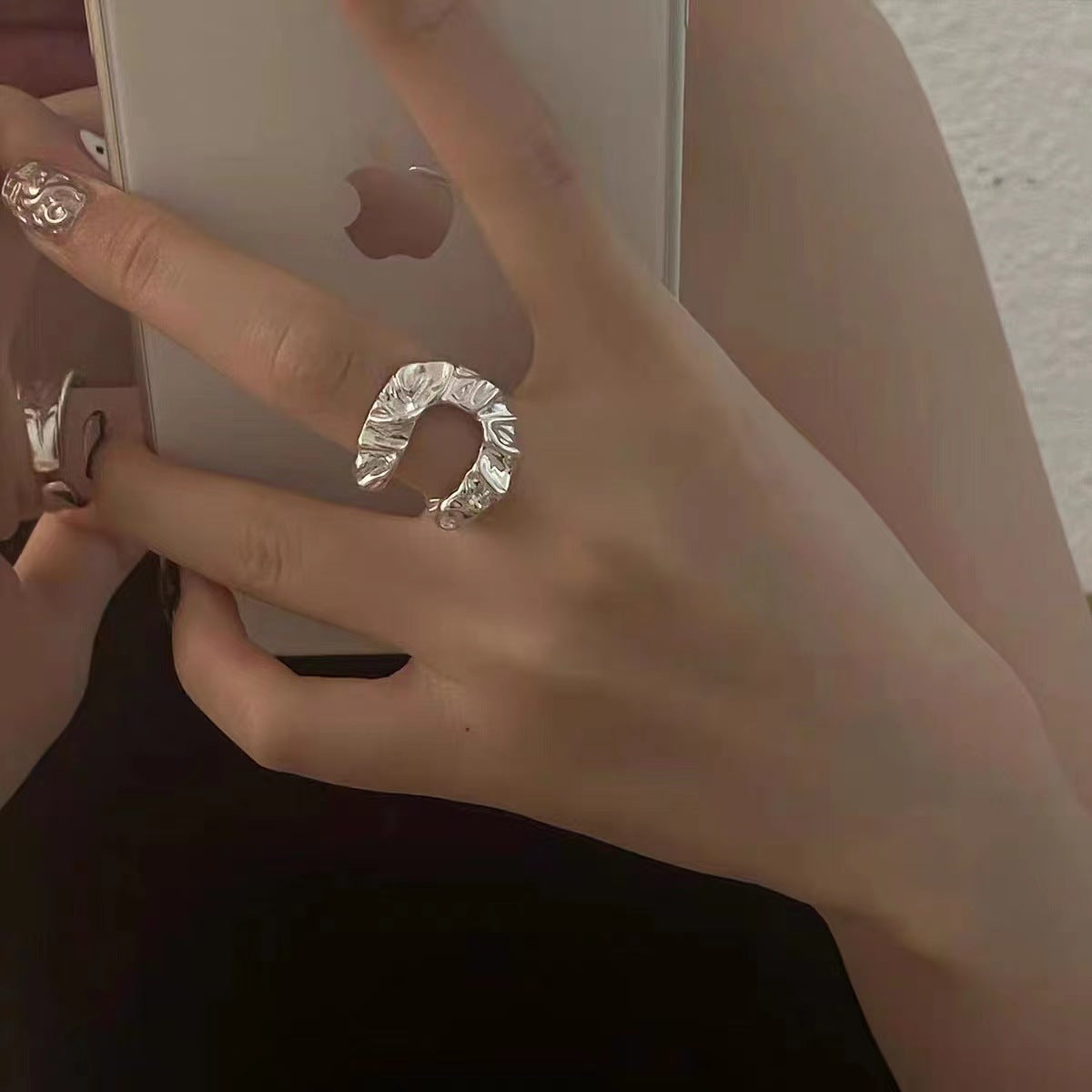 Pleated U-shaped Adjustable Ring