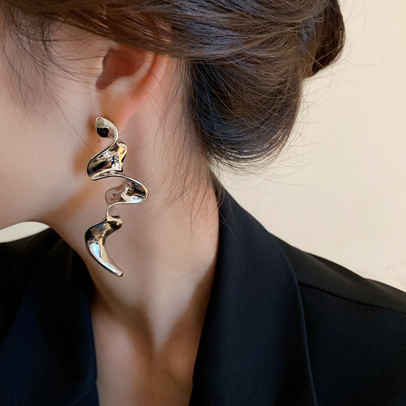 Twisted Line Geometric Earrings