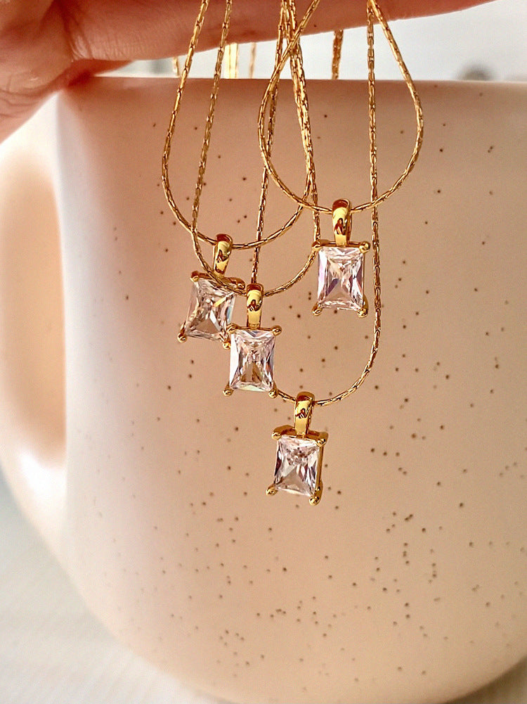Super Flash Square Zircon Necklace