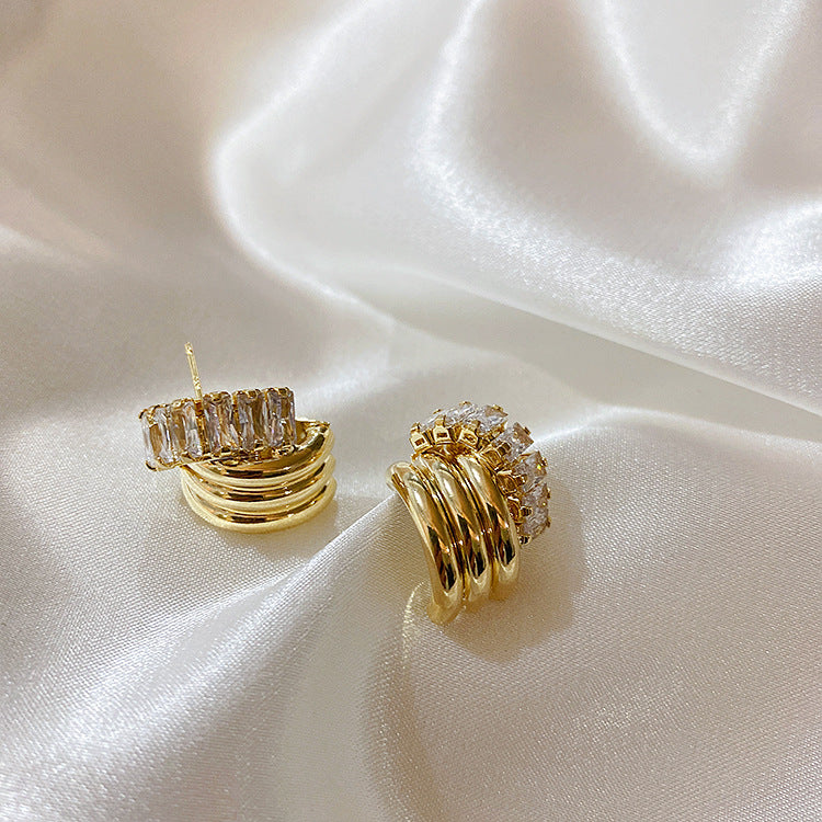 Delicate Zirconia Metal Interlocking Earrings
