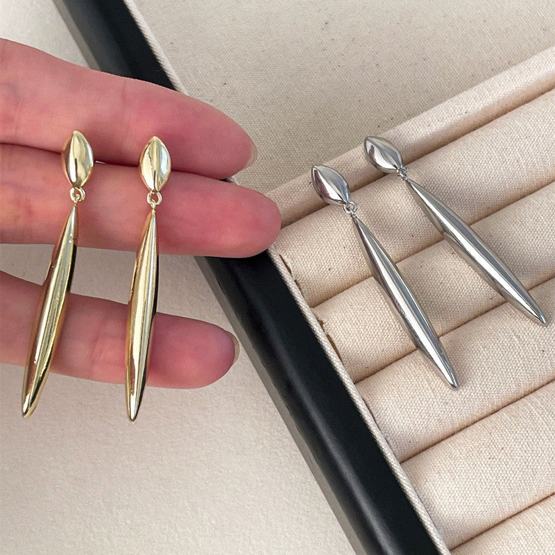 Minimalist Metallic Line Earrings