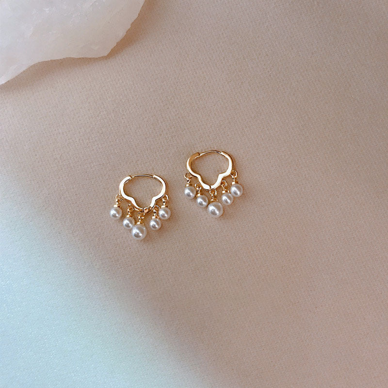 Mini Cloud Pearl Earrings