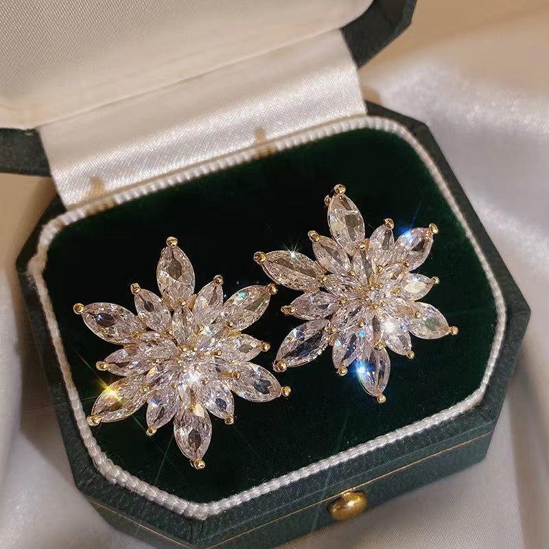 Snow Flower Earrings