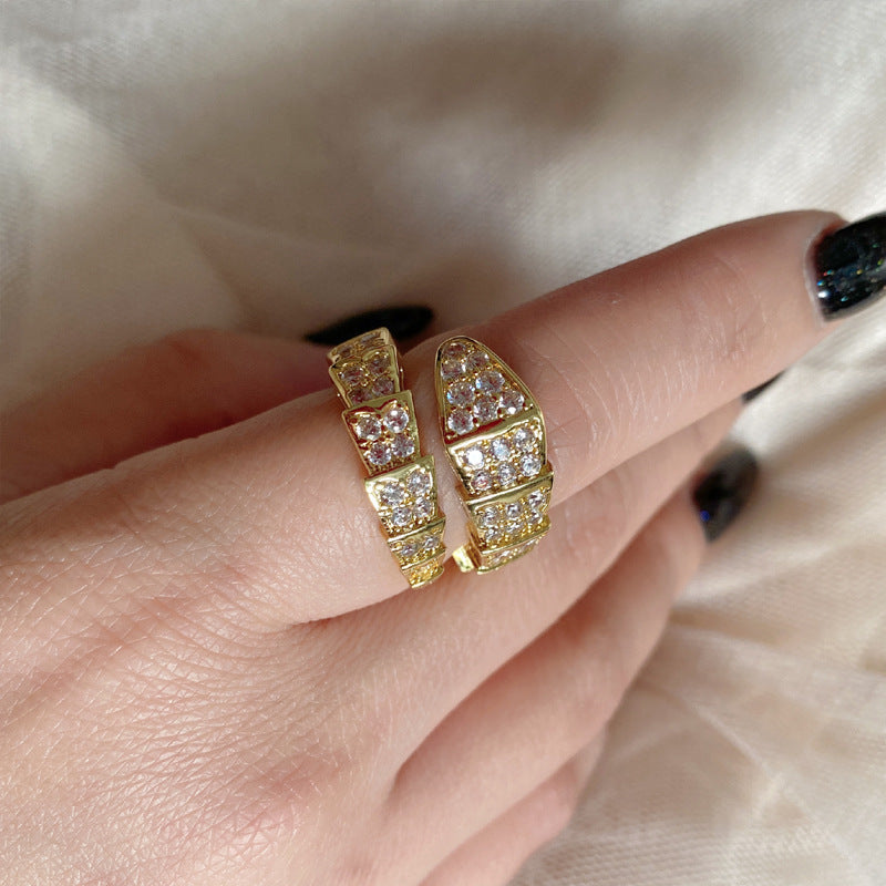 Serpentine Ring