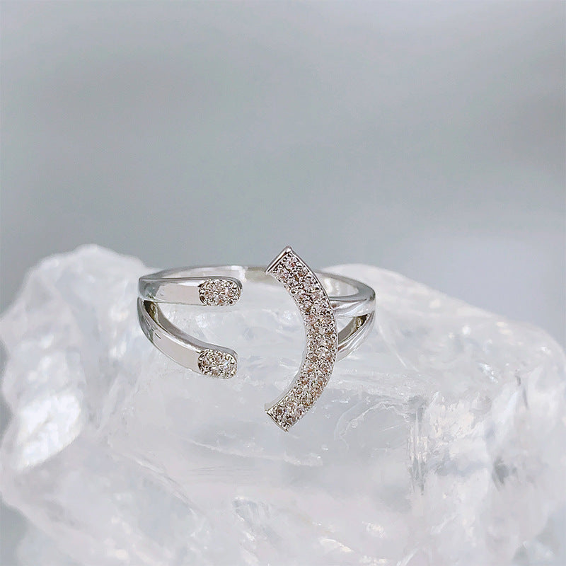 Smiling Zirconia Adjustable Ring