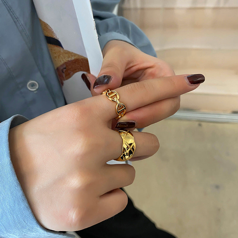 Classic Plaid Ring