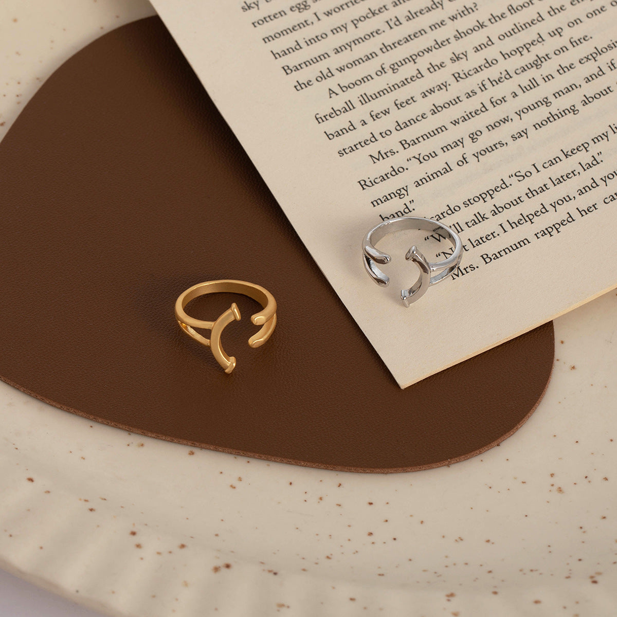 Simple Smile Adjustable Ring