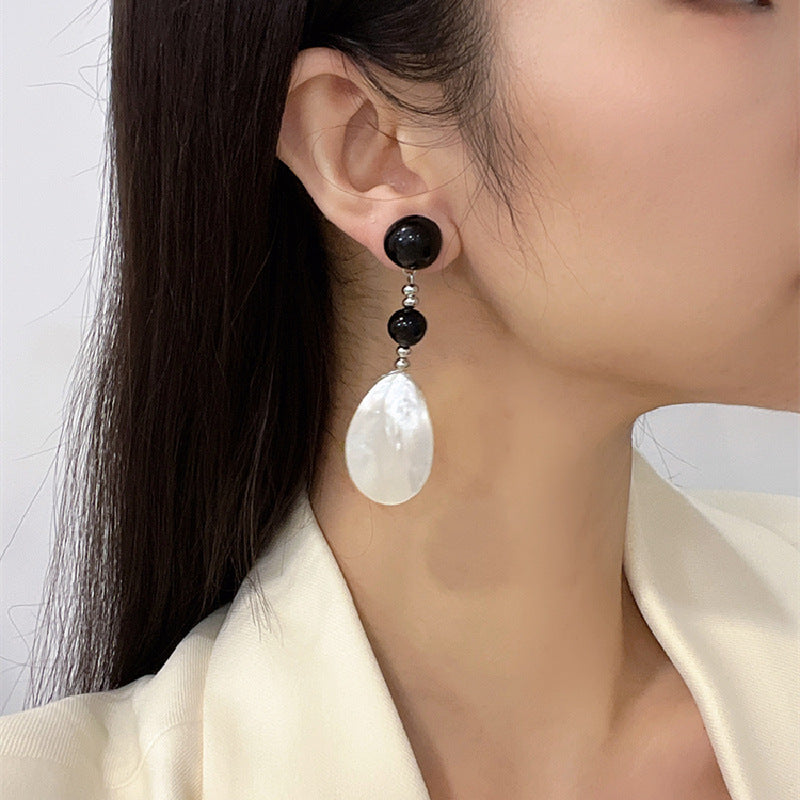Rosemori Vintage Shell Earrings