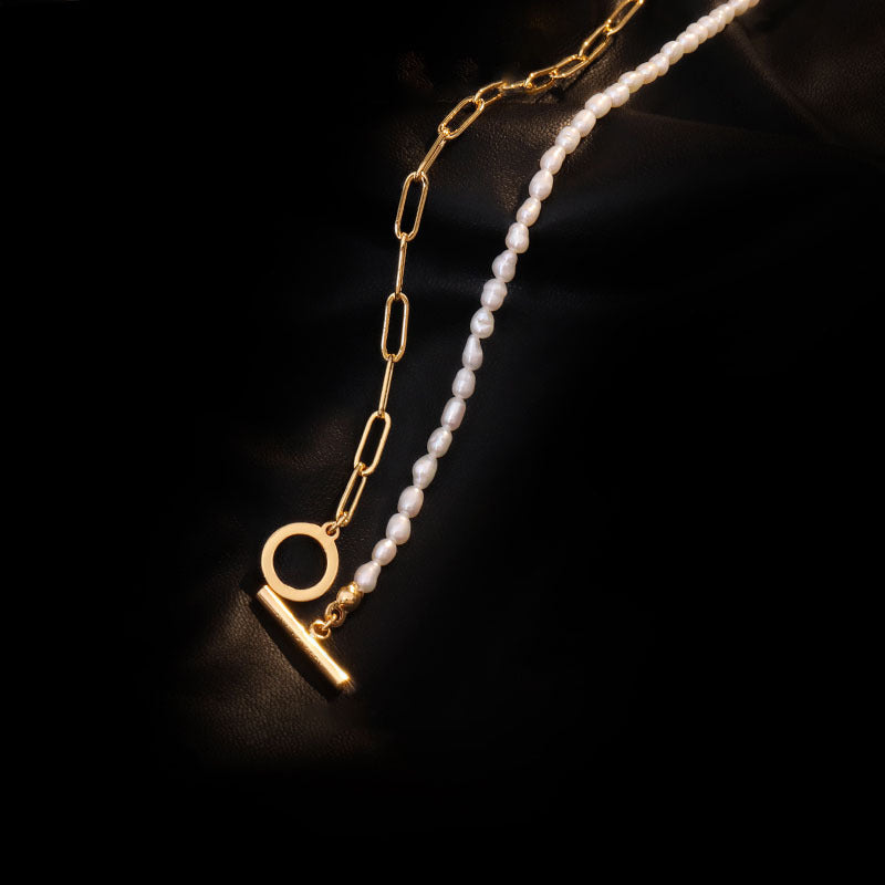 T-button pearl necklace