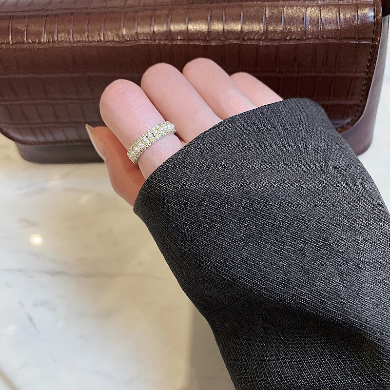 Luxury Gold Pearl Ring