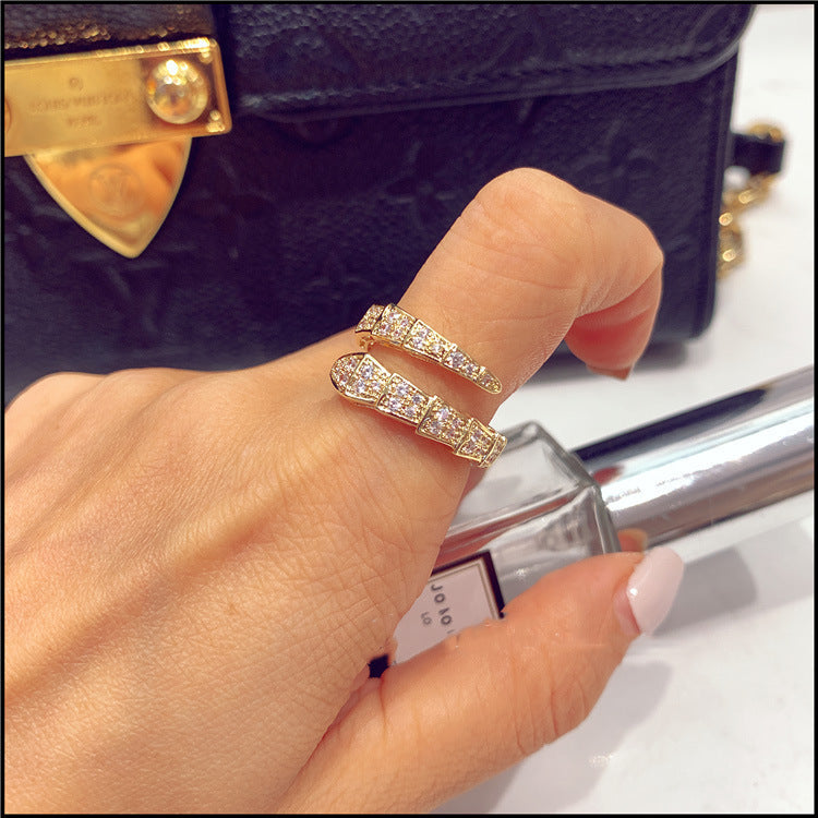 Serpentine Ring