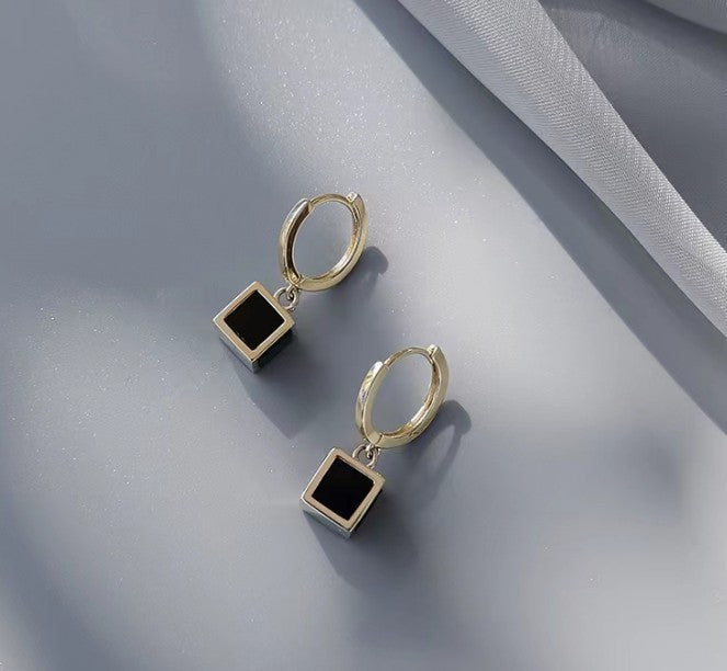Square geometric earrings