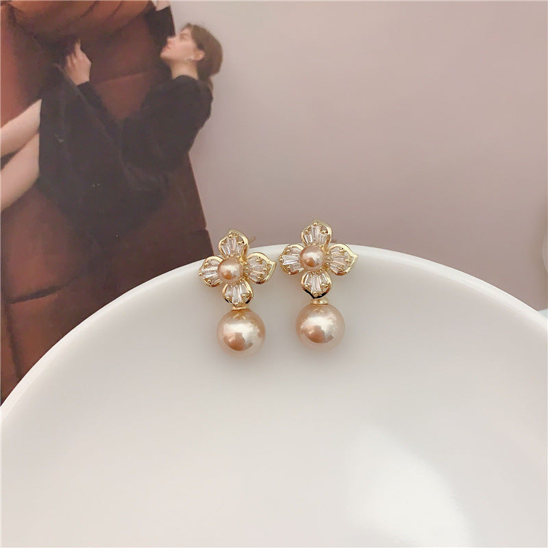 Pearl & Crystal Flower Earrings