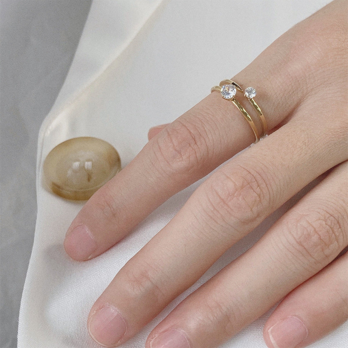 Minimalist Zirconia Ring