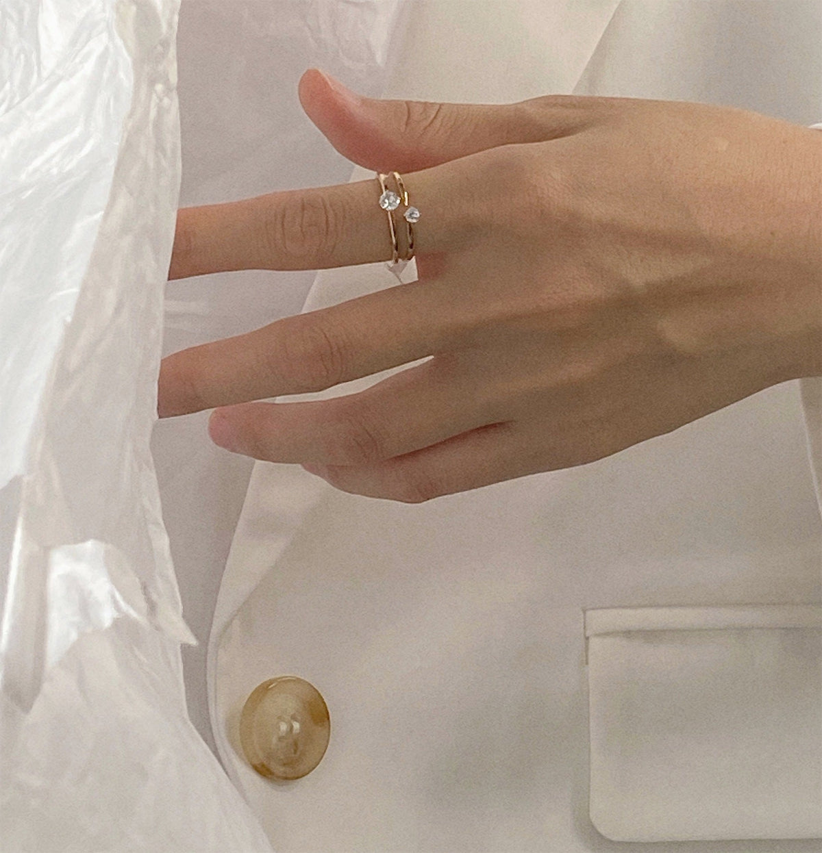 Minimalist Zirconia Ring