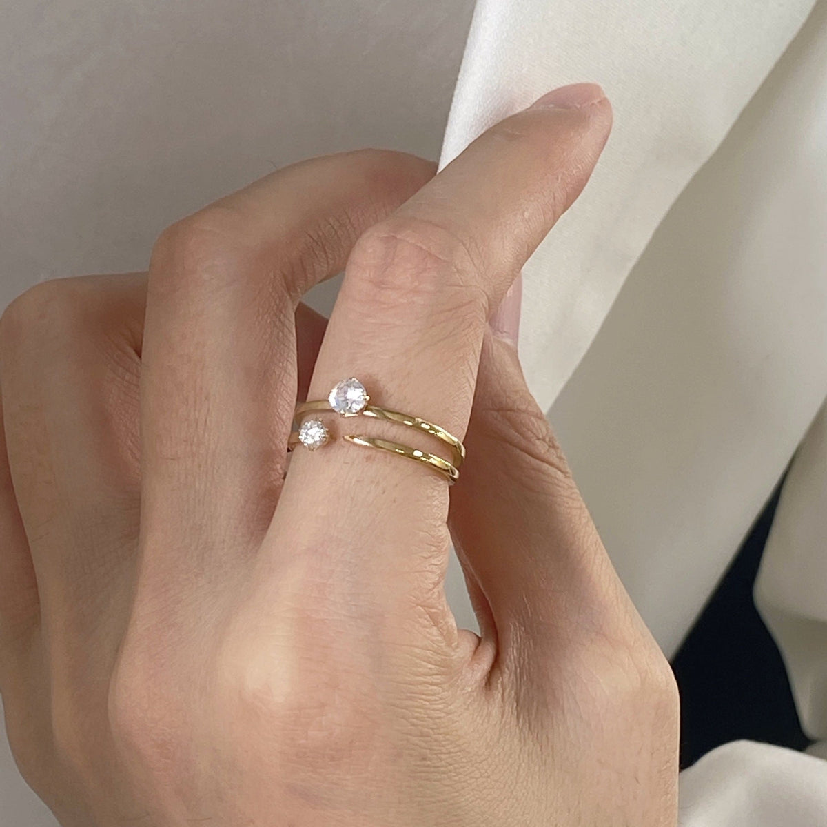 Minimalist Zirconia Ring