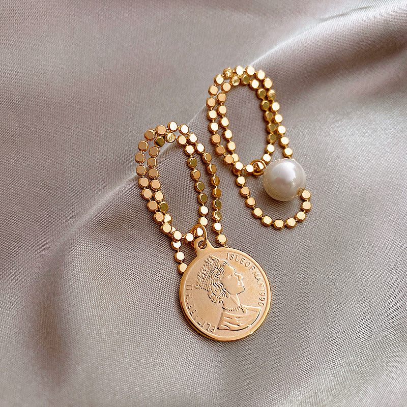 Baroque vintage asymmetrical earrings