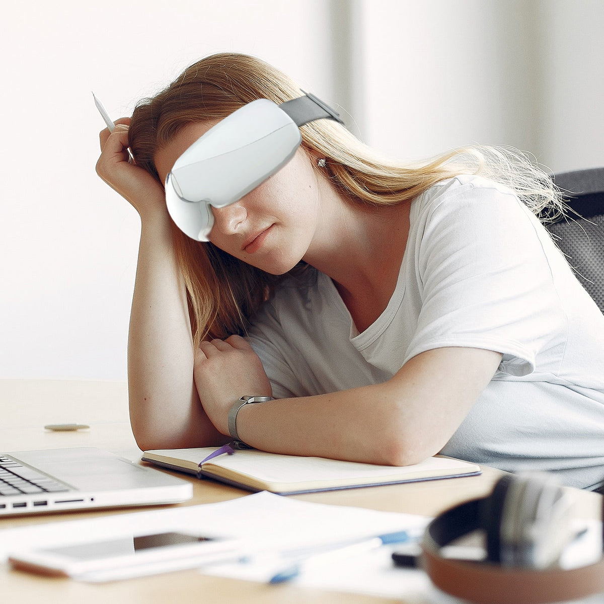 Avichic Eye Massager