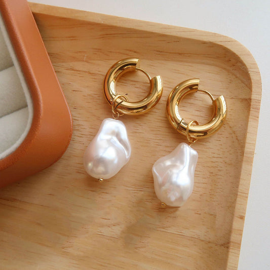 Baroque pearl earrings retro simple earrings