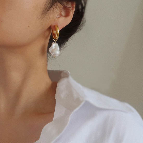 Baroque pearl earrings retro simple earrings