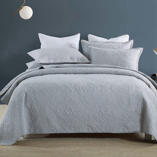 Classic & Gorgeous Style Damask Pattern Coverlet Set for All Season - 3 Piece (1 Quilt, 2 Pillow Shams)