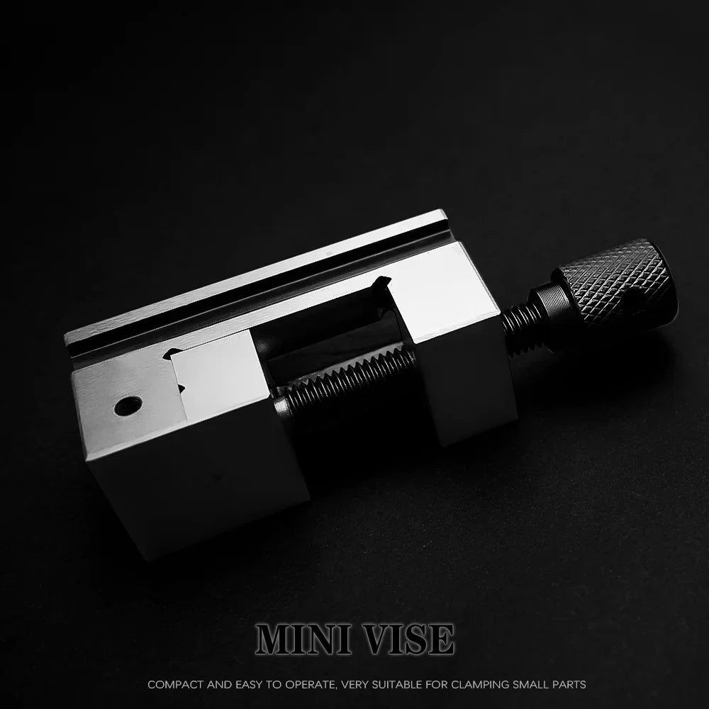 Small Steel Vise 1"