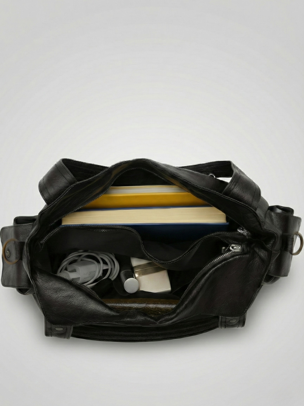 Large Shoulder bag for university | VENEZIA