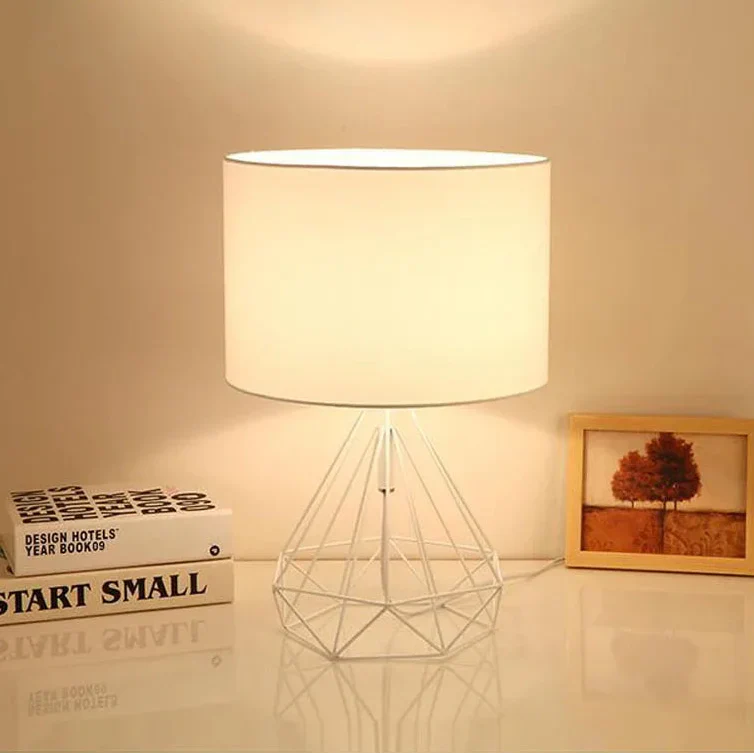 Black Nordic Retro Geometric Desk Lamp