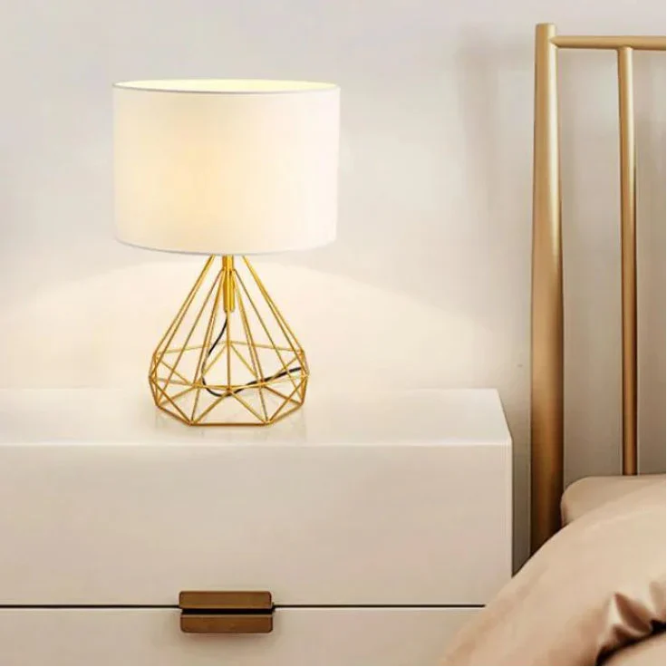 Black Nordic Retro Geometric Desk Lamp