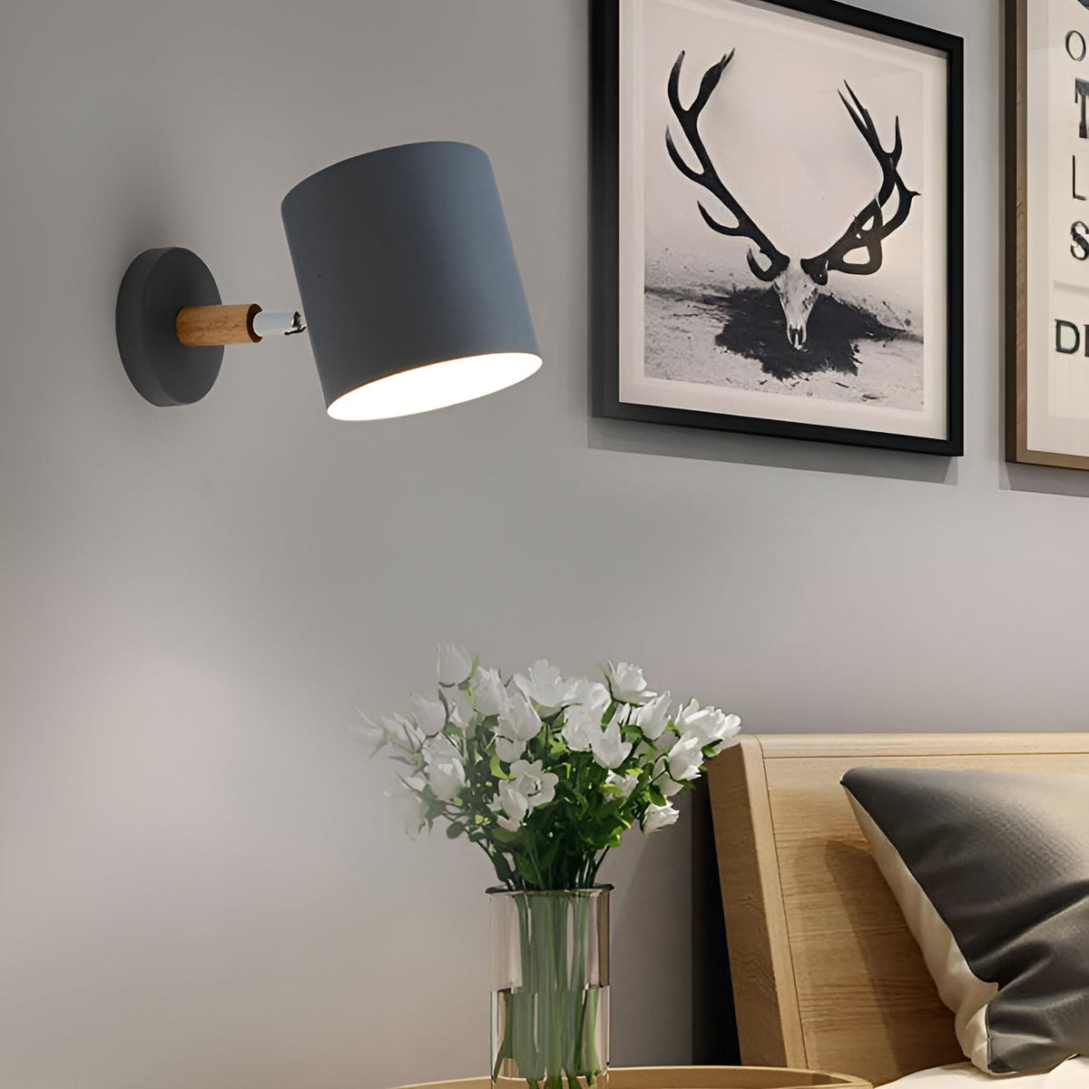 Adjustable Wall Lamp with Scandinavian Pastel Design