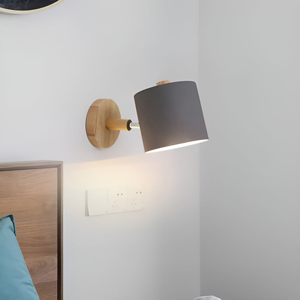 Adjustable Wall Lamp with Scandinavian Pastel Design