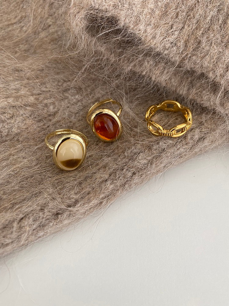 Oval Resin Ring