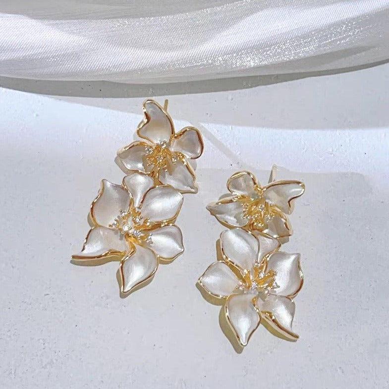 Flower Dangle Earrings