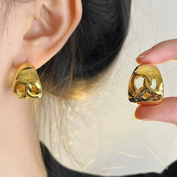 French Vintage Heart Twist Earrings