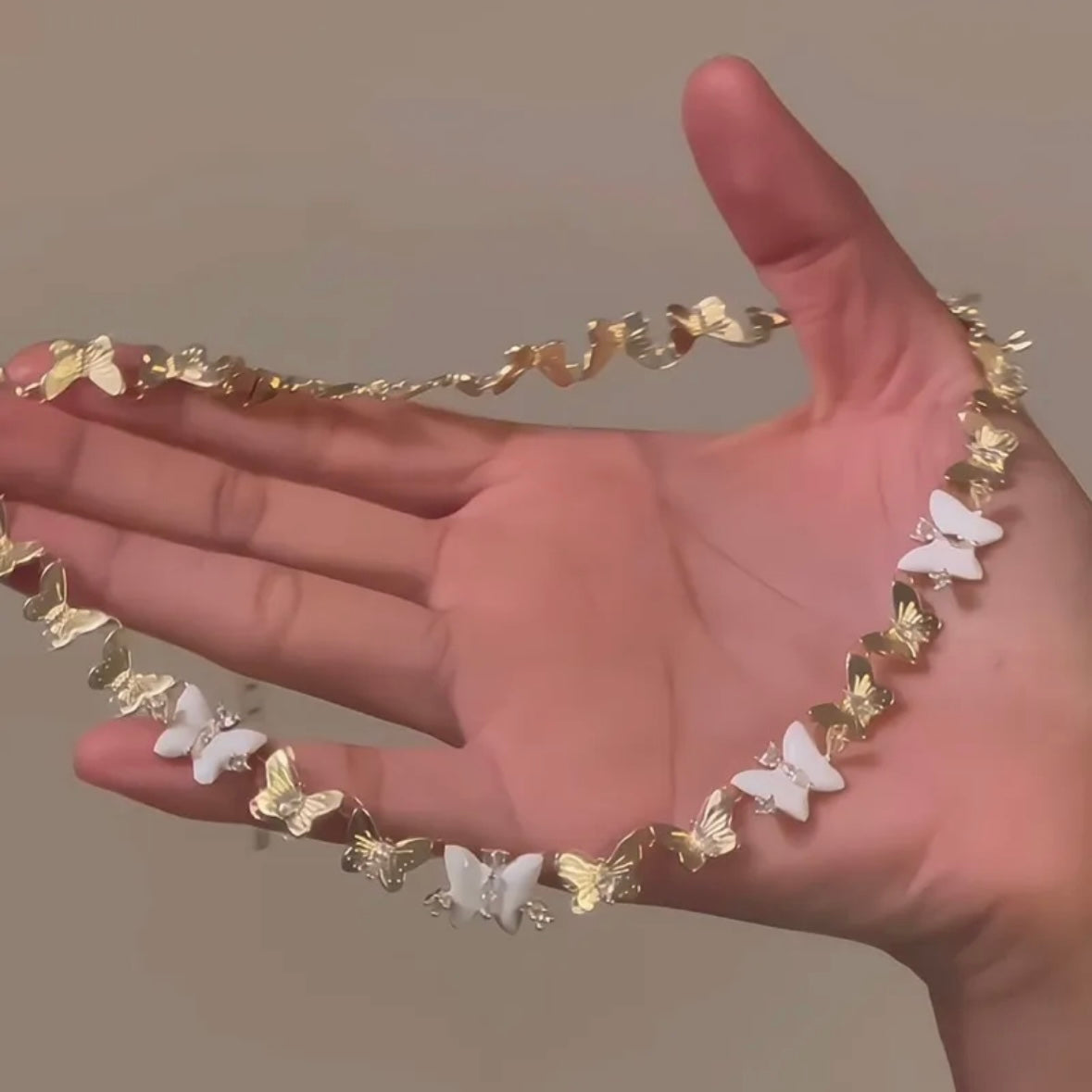 Deep Sea White Butterfly Scallop Chain