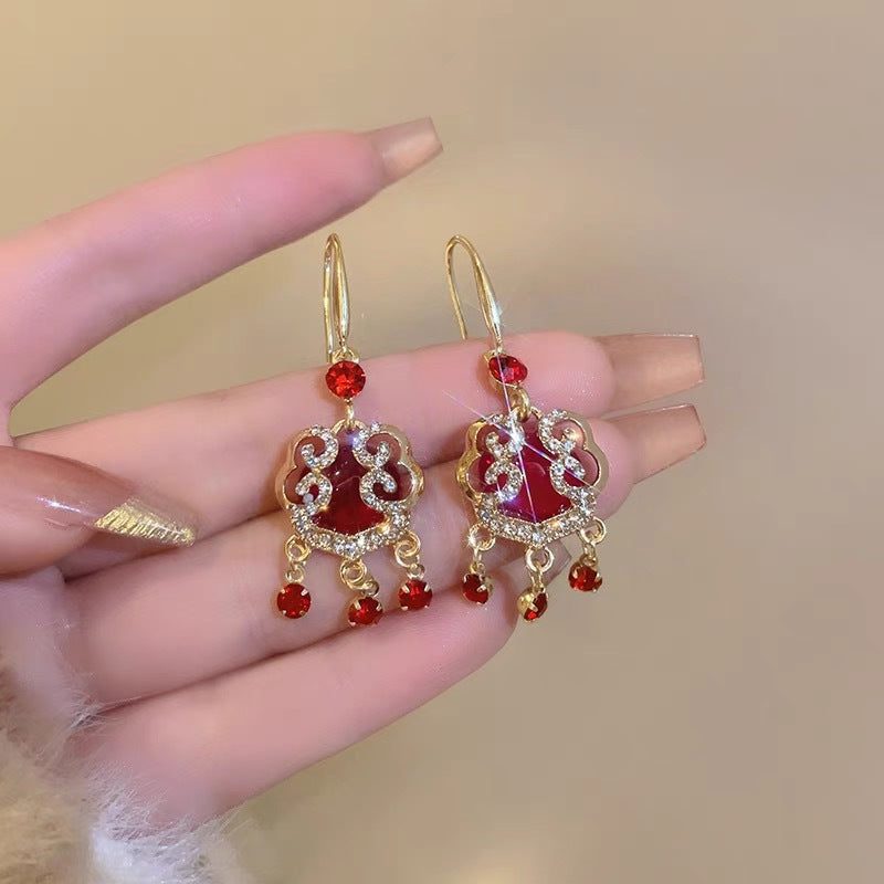 Auspicious Clouds Wrapped in Sun Earrings -- （May luck and sunshine be with you）