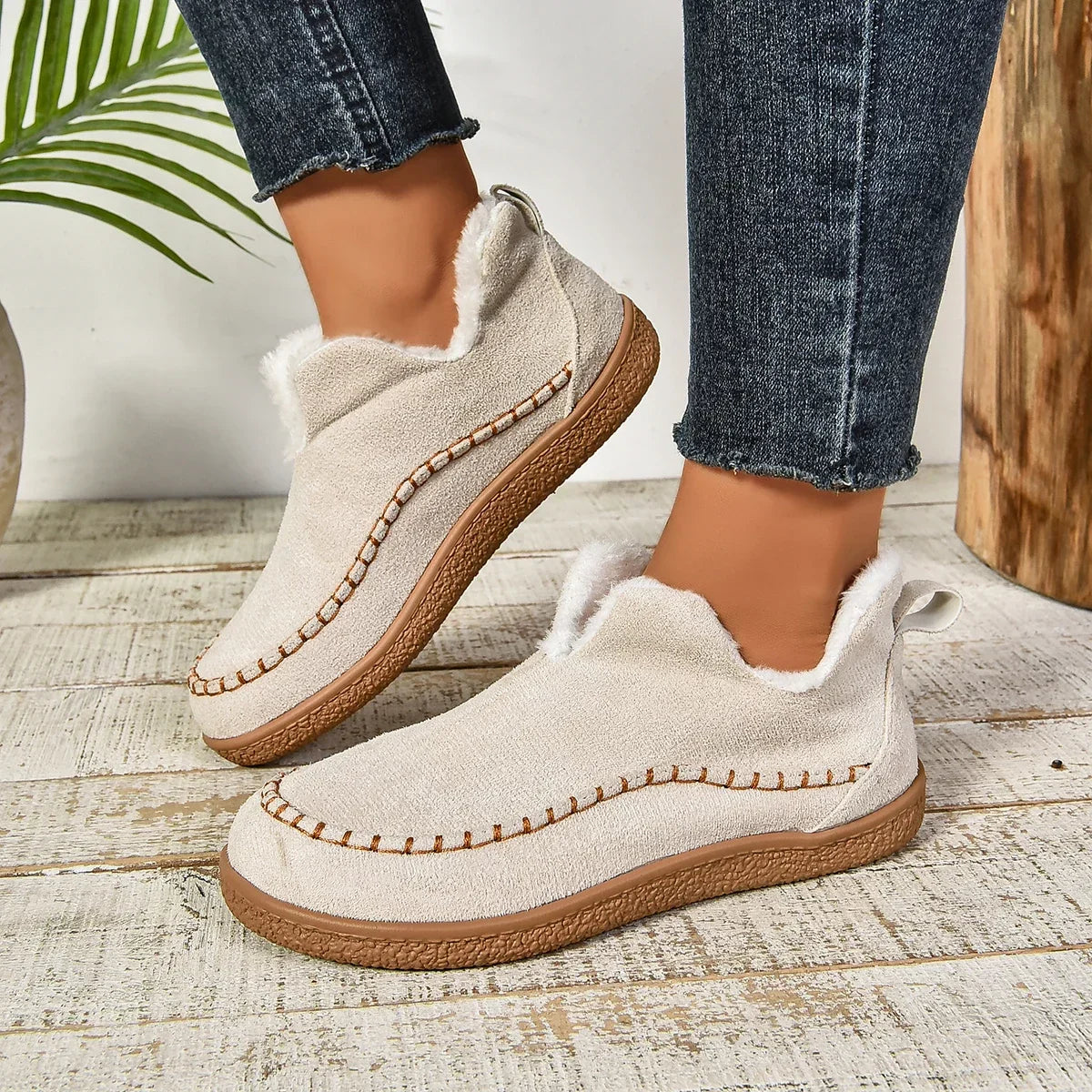 Avichic™ Women’s Warm Winter Slip-On Platform Ankle Boots