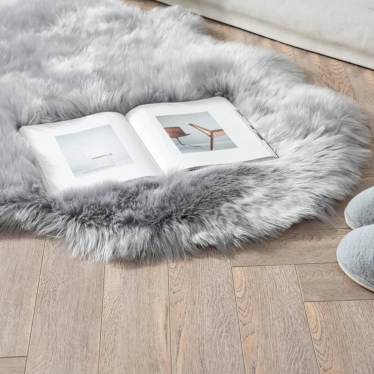 Soft Sheepskin Fluffy Fur Rug for Bedroom & Living Room