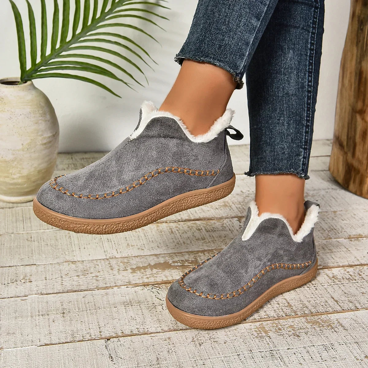 Avichic™ Women’s Warm Winter Slip-On Platform Ankle Boots