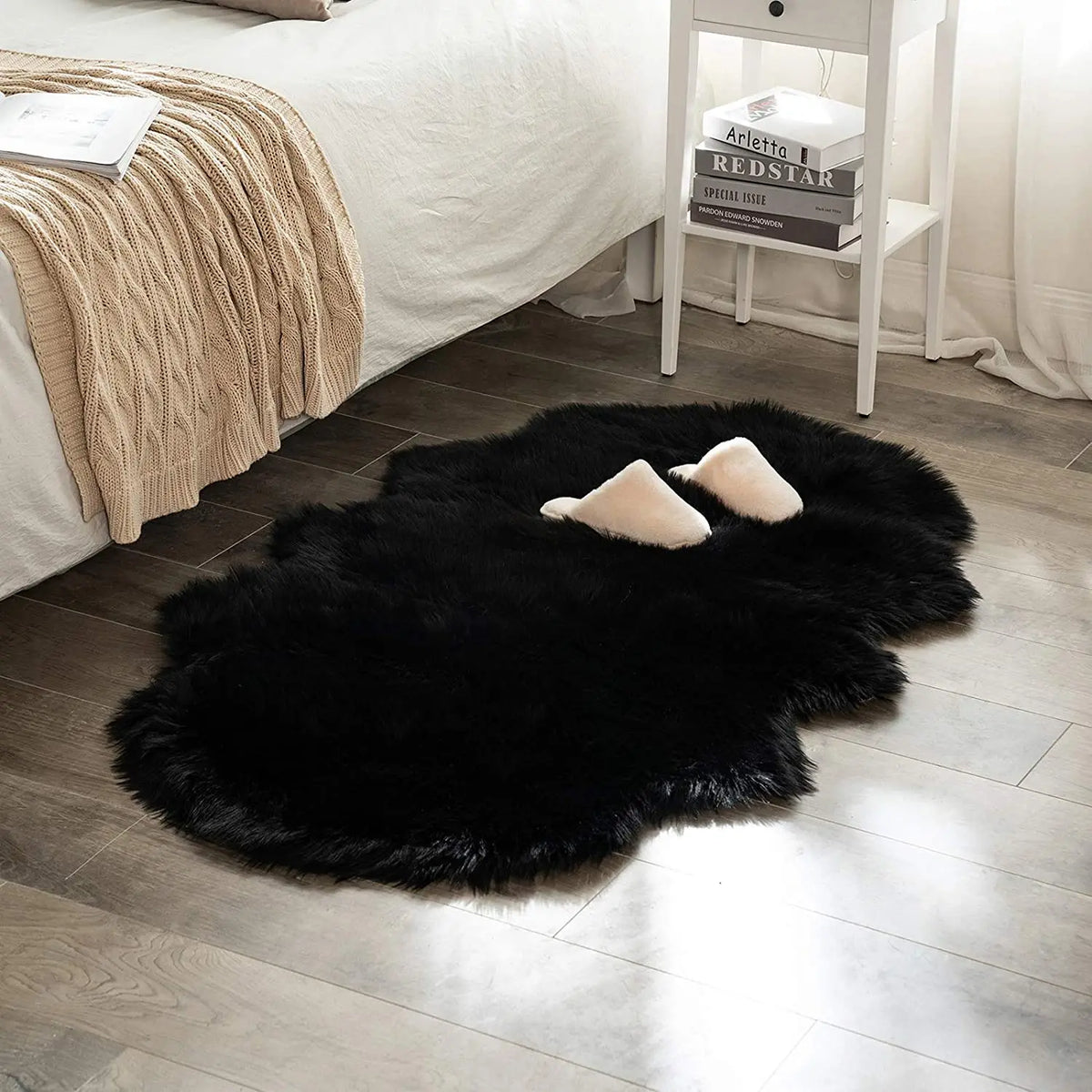 Soft Sheepskin Fluffy Fur Rug for Bedroom & Living Room