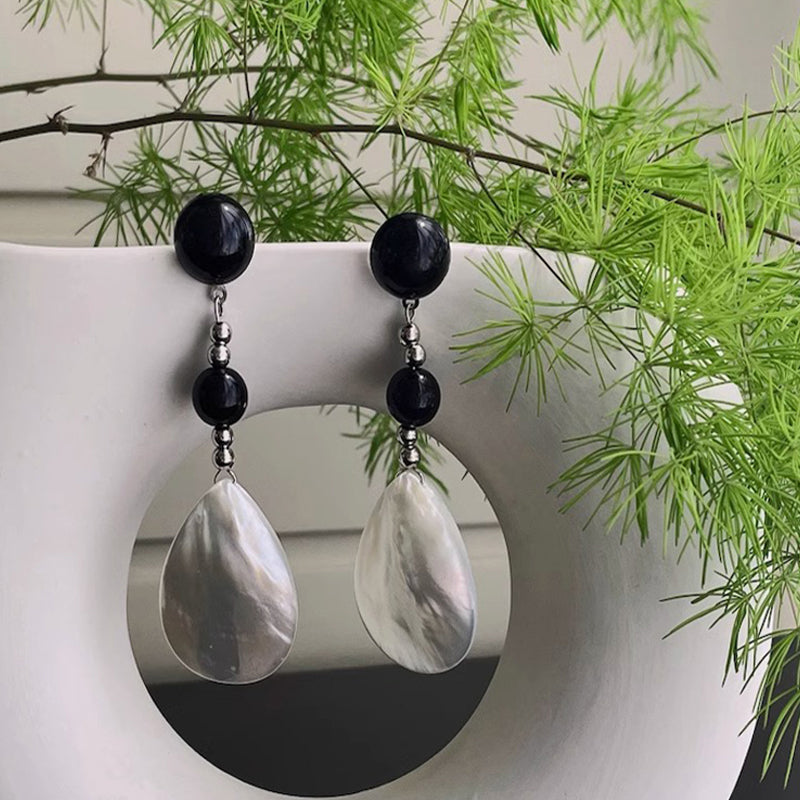 Rosemori Vintage Shell Earrings
