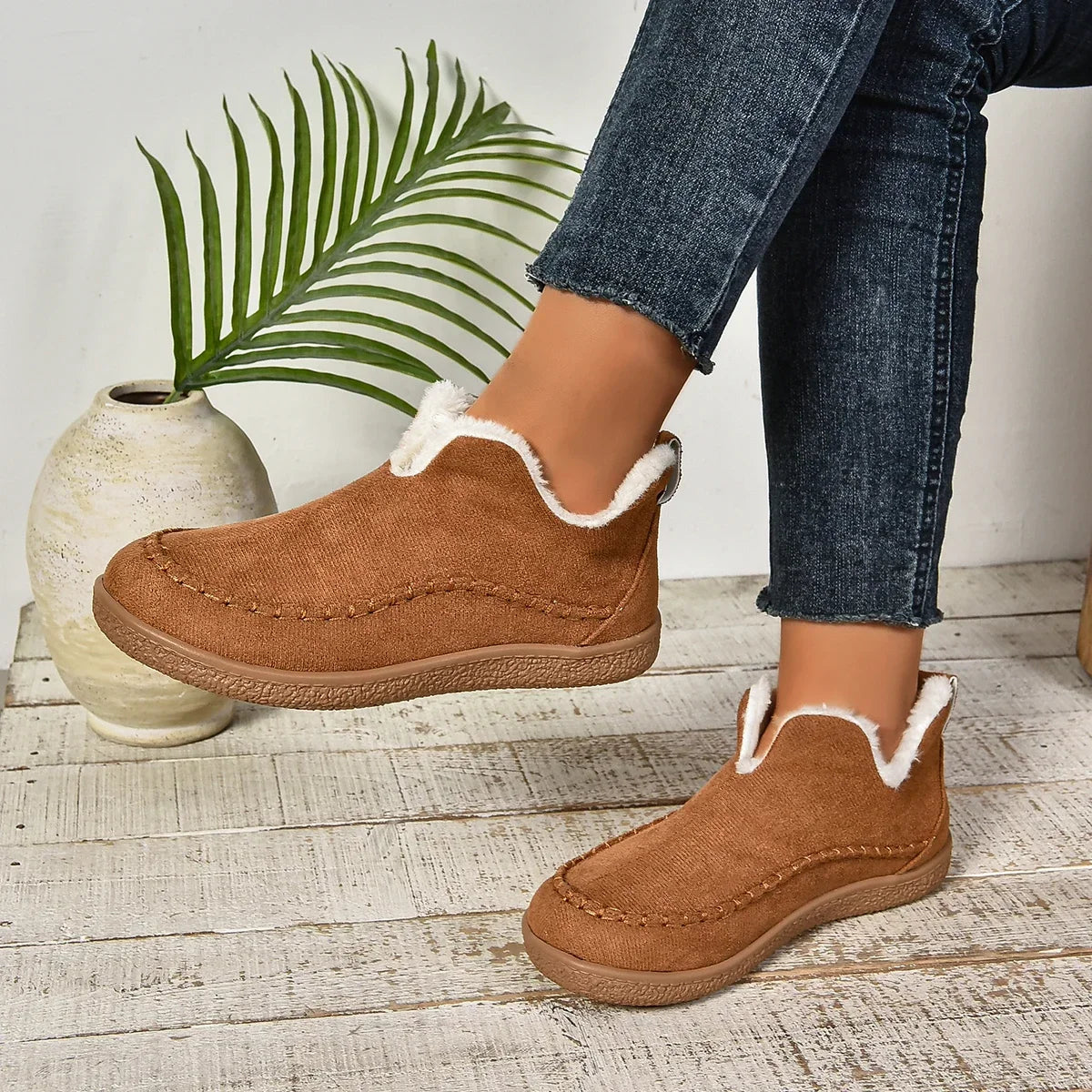 Avichic™ Women’s Warm Winter Slip-On Platform Ankle Boots