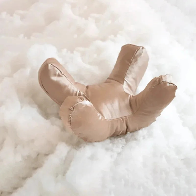 Face pillow with luxurious satin cover | LuxeFace