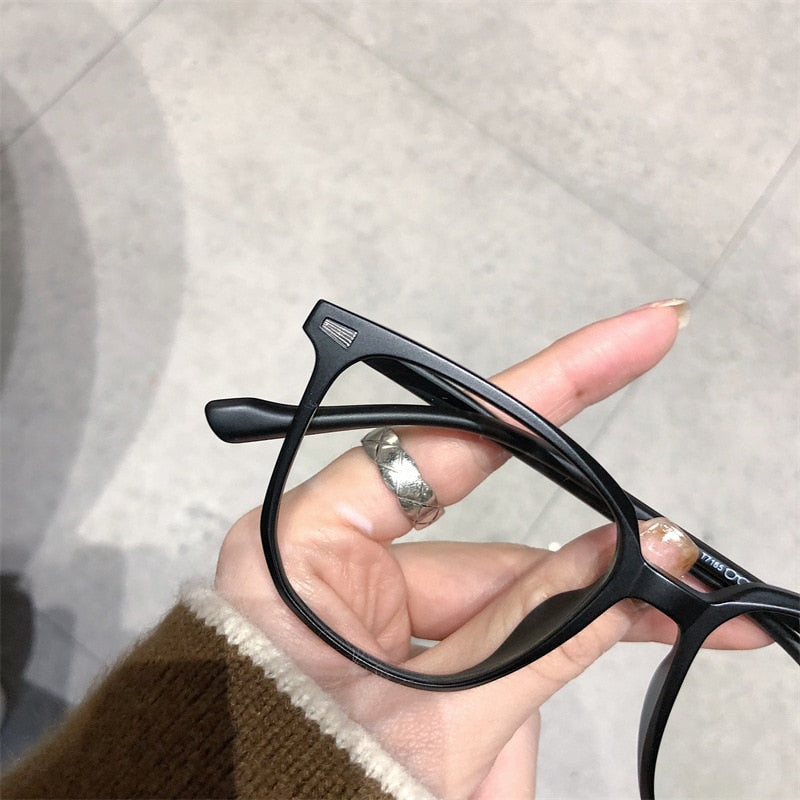 Optimized Product Title: Unisex Myopia Prescription Glasses with Blue Light Blocking Lenses - Lightweight Plastic Frame Eyewear for Nearsighted Vision Correction