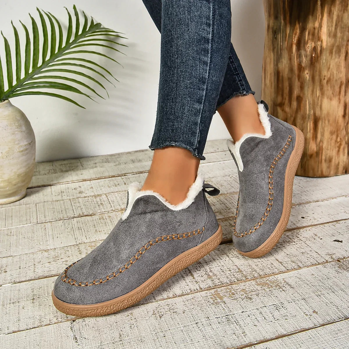 Avichic™ Women’s Warm Winter Slip-On Platform Ankle Boots