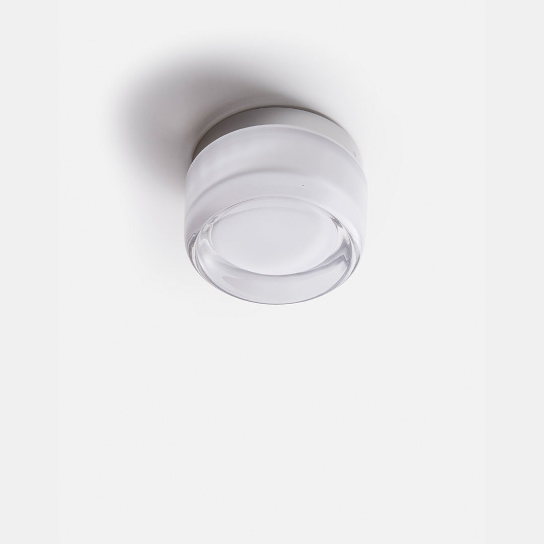 EleganceGlow - Modern Luxury Wall Lamp with Sophisticated Finish