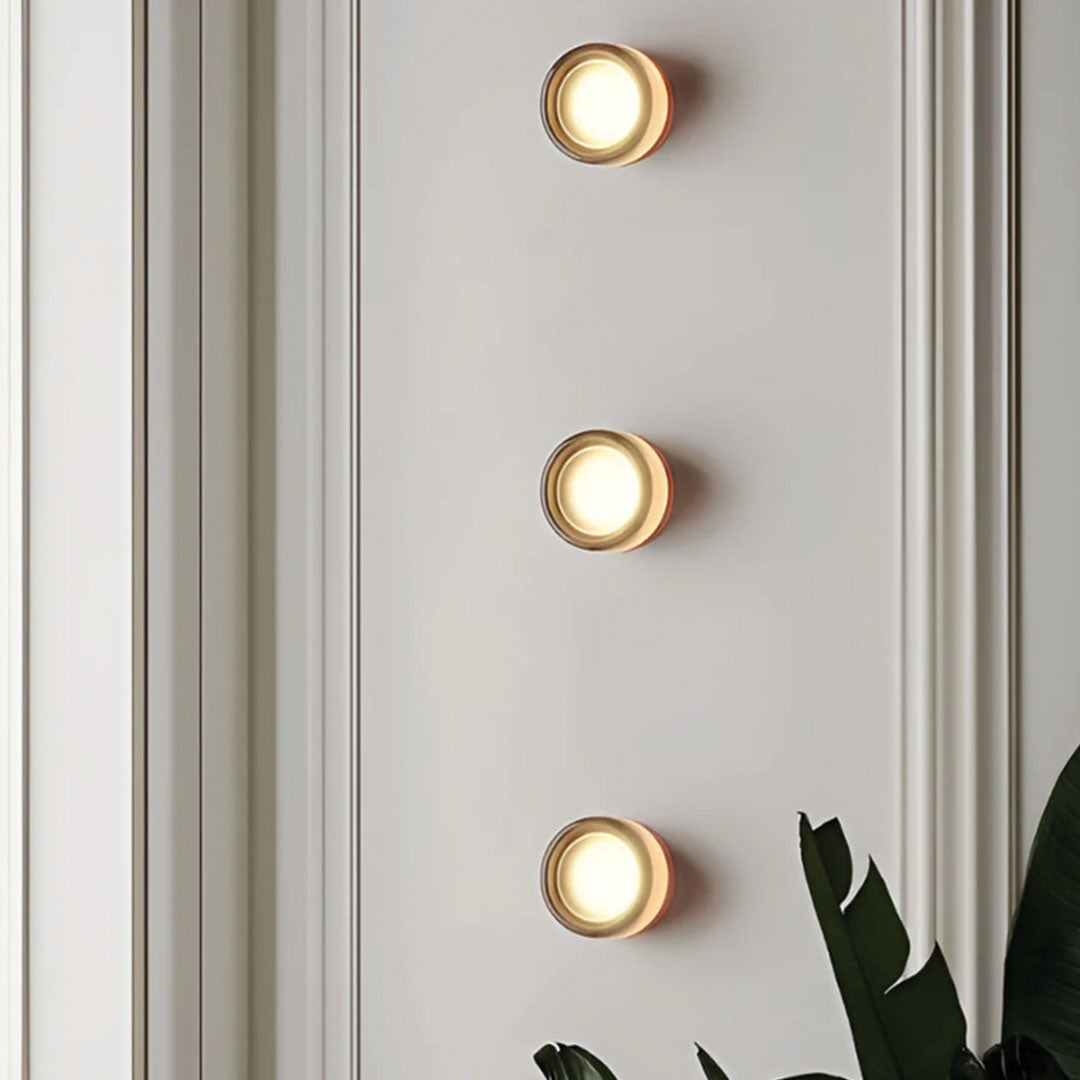 EleganceGlow - Modern Luxury Wall Lamp with Sophisticated Finish